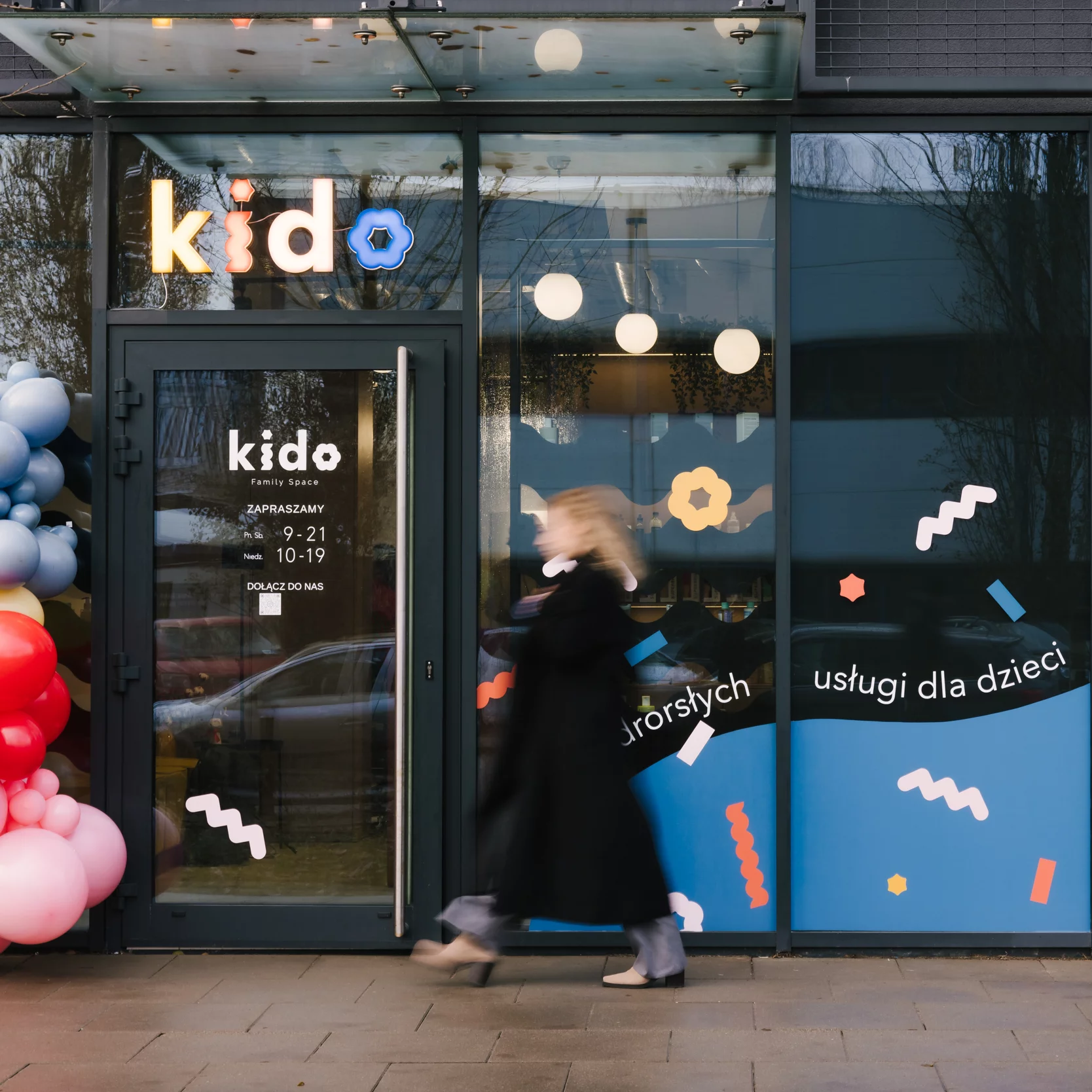 A loving, family-oriented salon focusing on beauty and comfort.